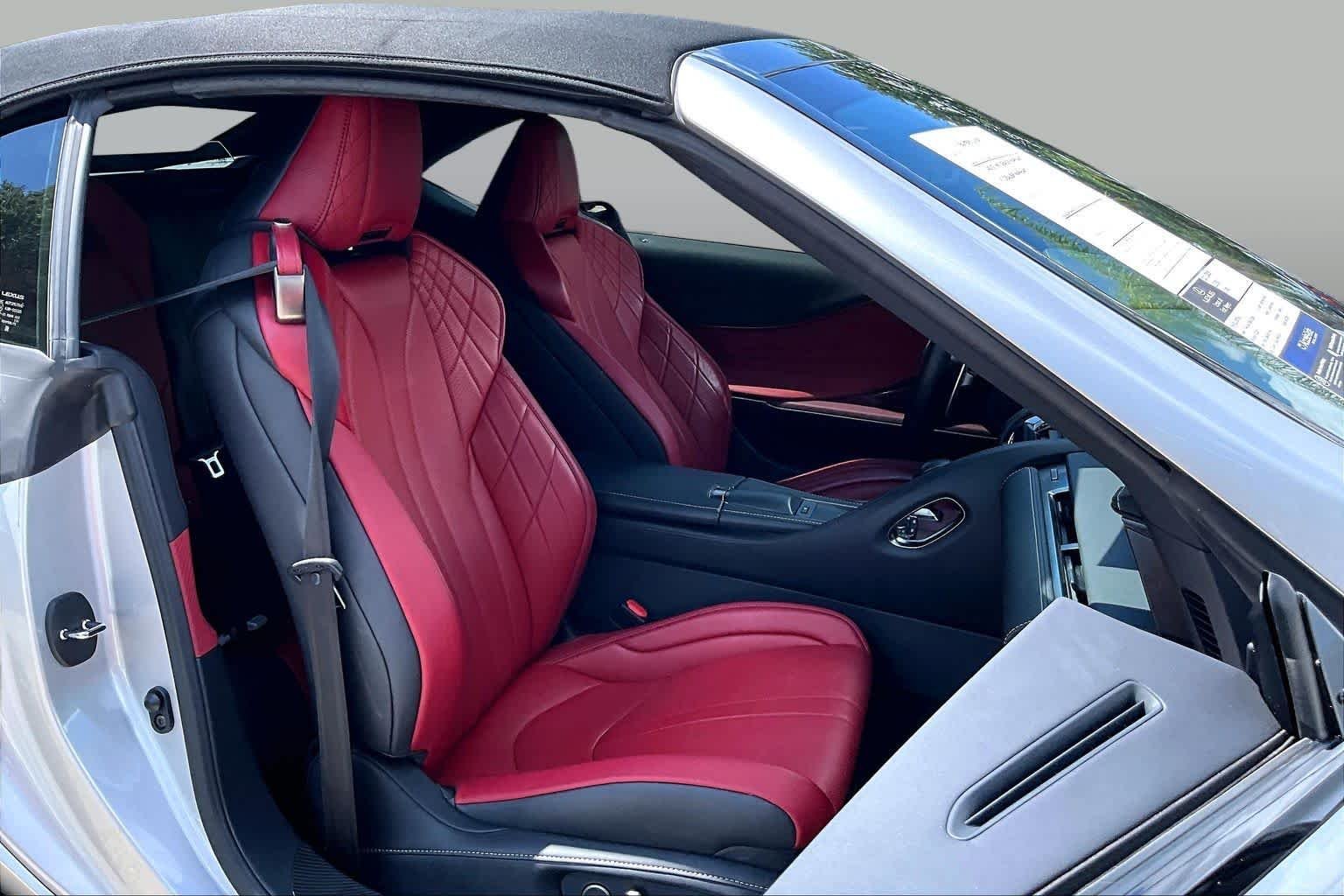 Used 2021 Liquid Platinum Lexus  image 9