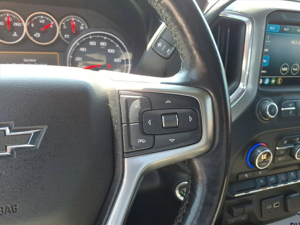 Used 2019 Red Chevrolet RST image 21