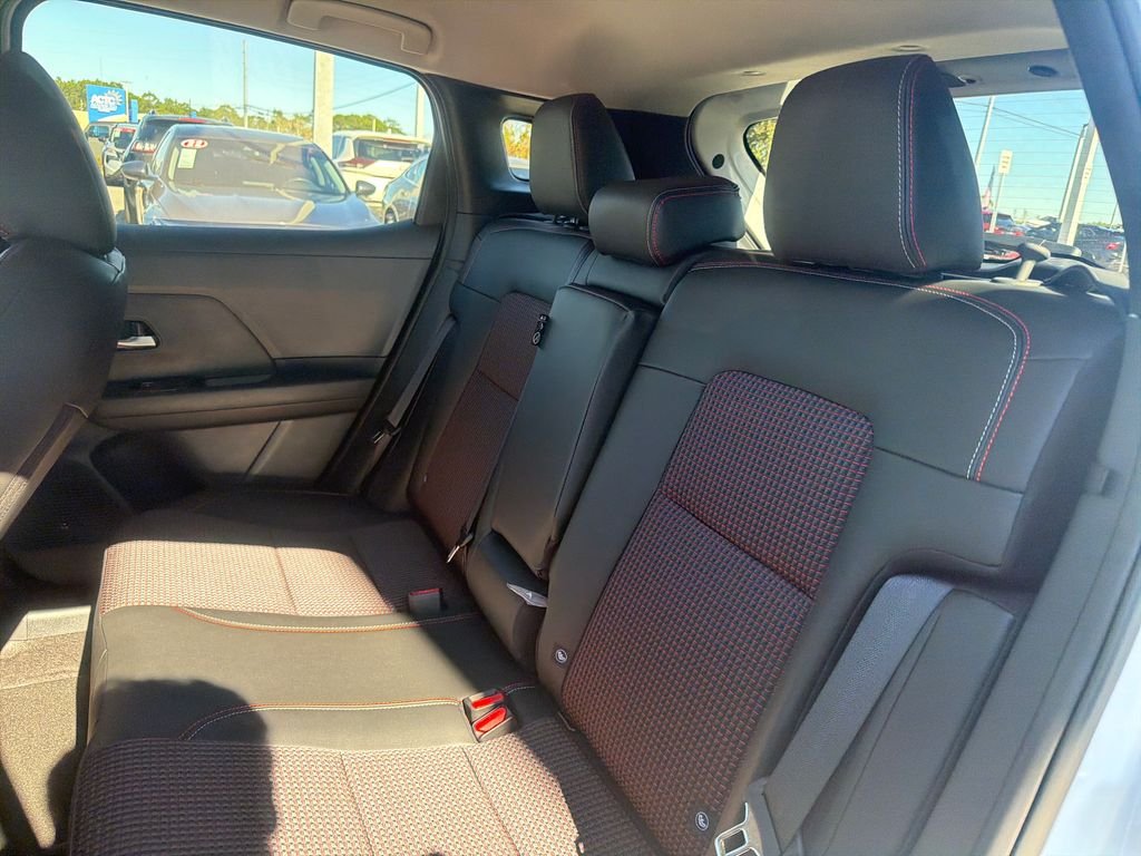 New 2026 Nissan Kicks SR 4D Sport Utility