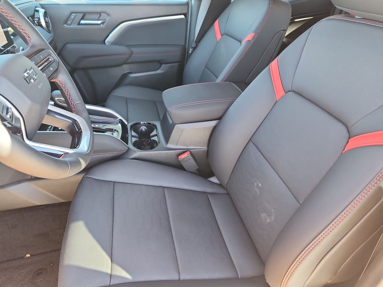 2026 Chevrolet Colorado Z71 - Photo 56