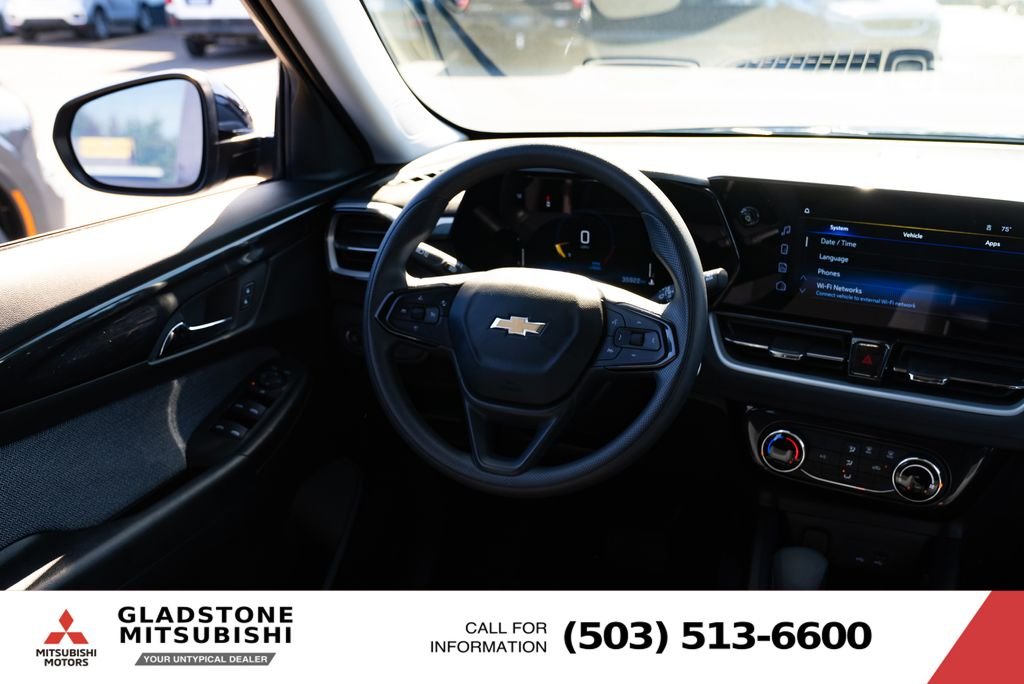 Used 2025 Black Metallic Chevrolet LT image 10