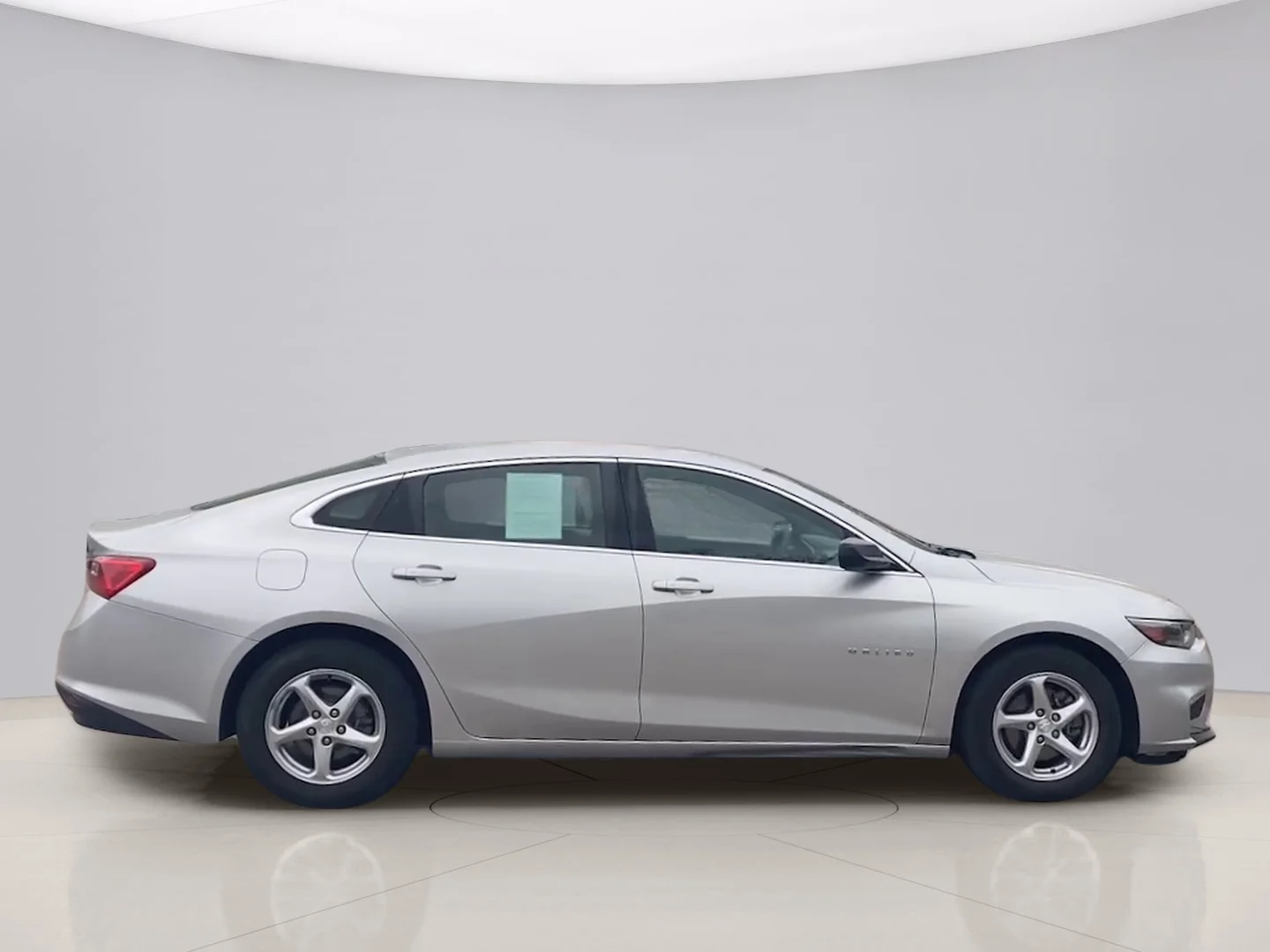 Used 2017 Silver Chevrolet LS image 6