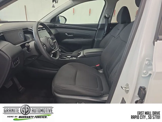 Used 2024 White Hyundai SEL image 10