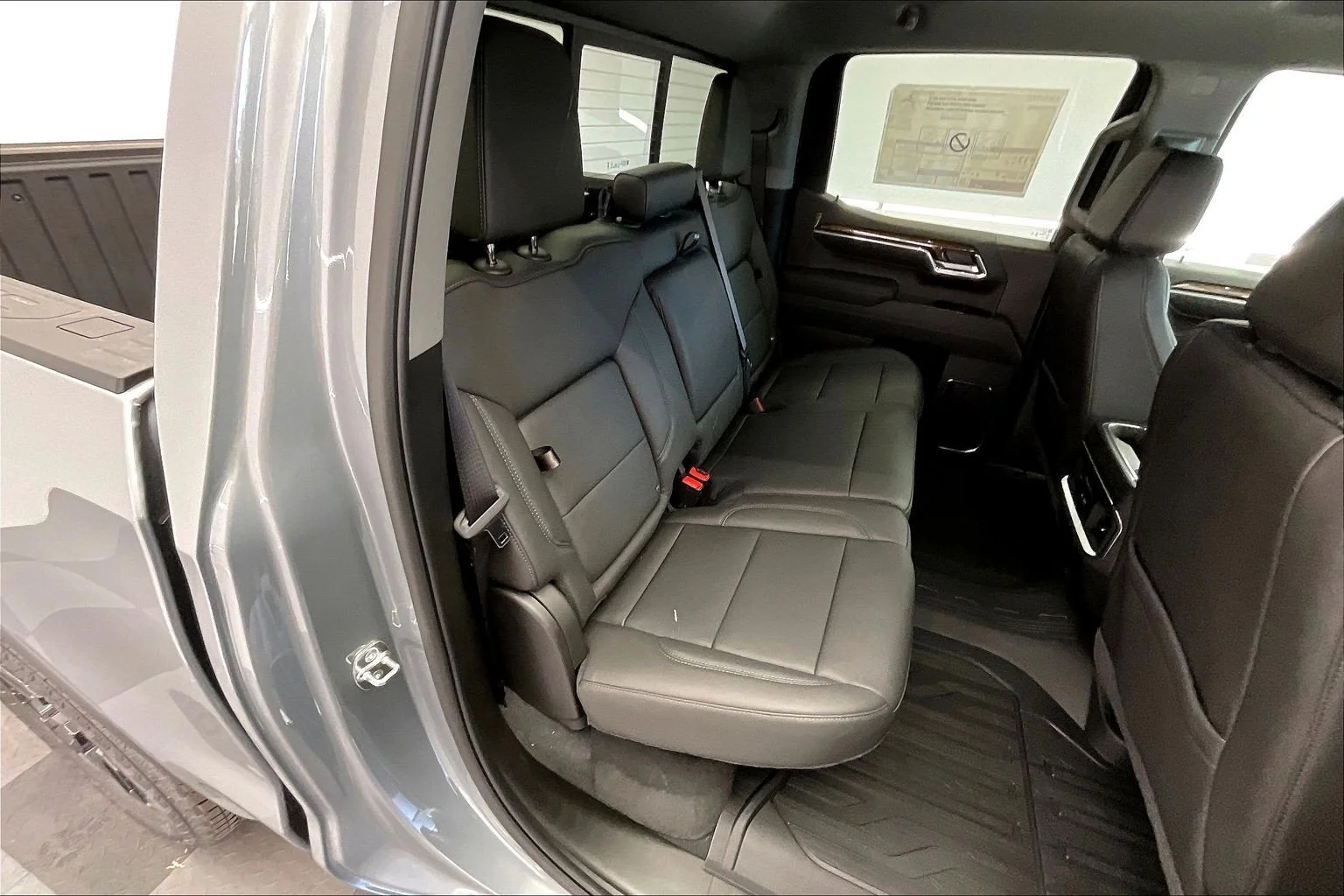 New 2026 Sterling Metallic GMC Elevation image 10