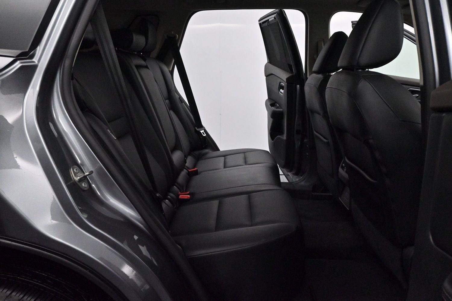 Used 2021 Gun Metallic Nissan SV image 30