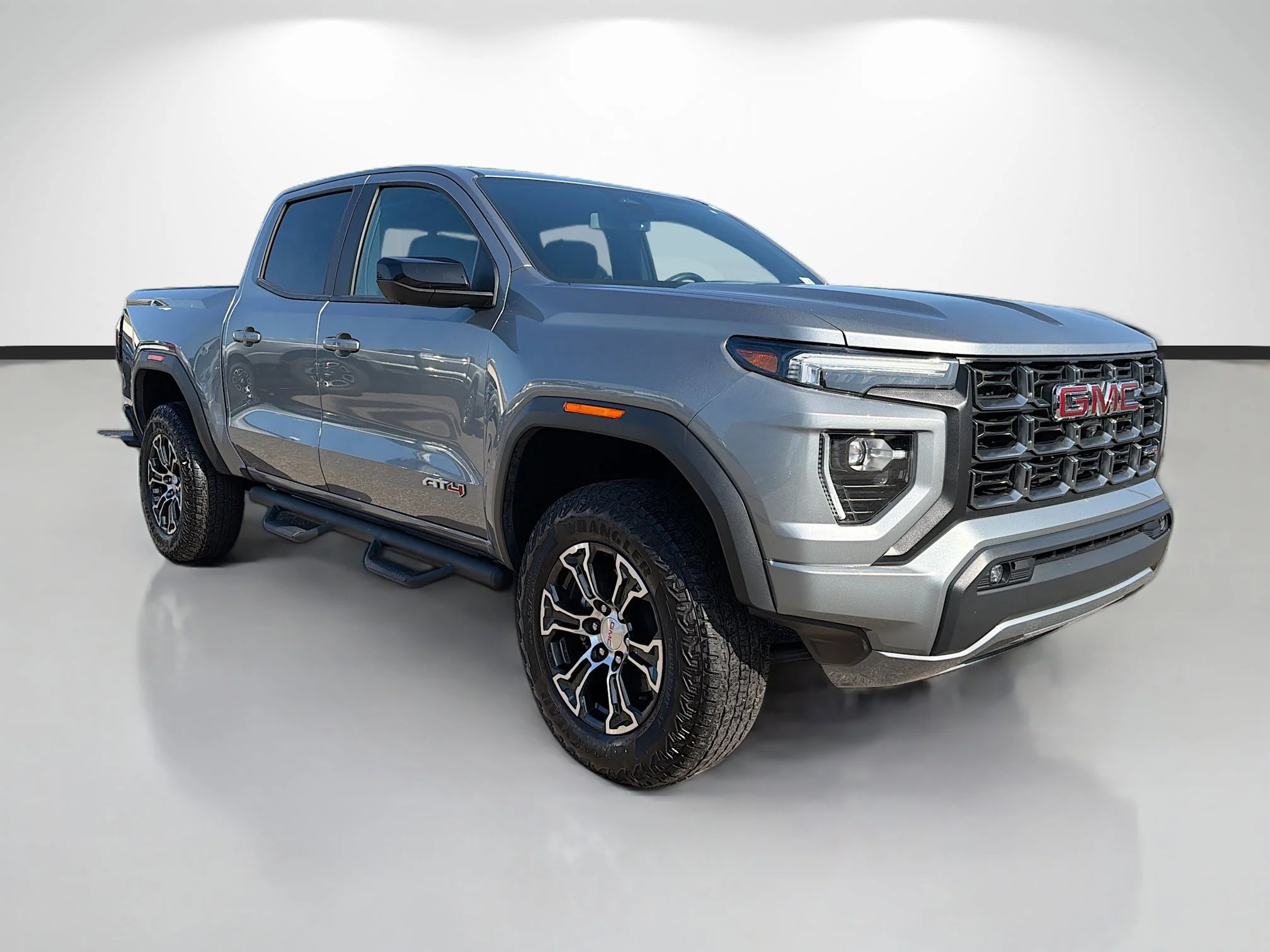 2024 GMC Canyon 4WD AT4 Crew Cab Short Box's photo