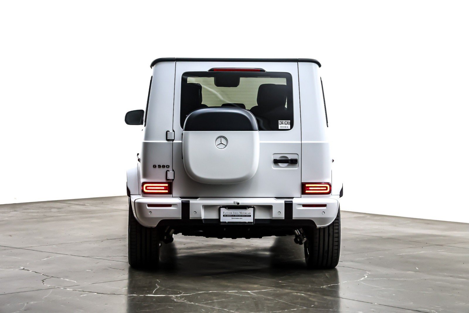 New 2025 MANUFAKTUR Moonlight White Magno Mercedes-Benz G 580e SUV image 22