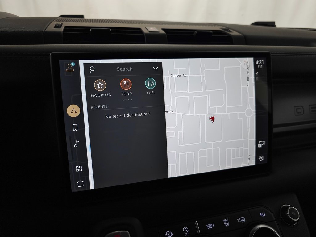 2025 LAND ROVER DEFENDER - Image 28