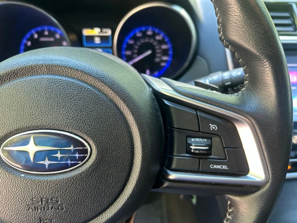 Used 2018 Blue Subaru 2.5i Premium image 21