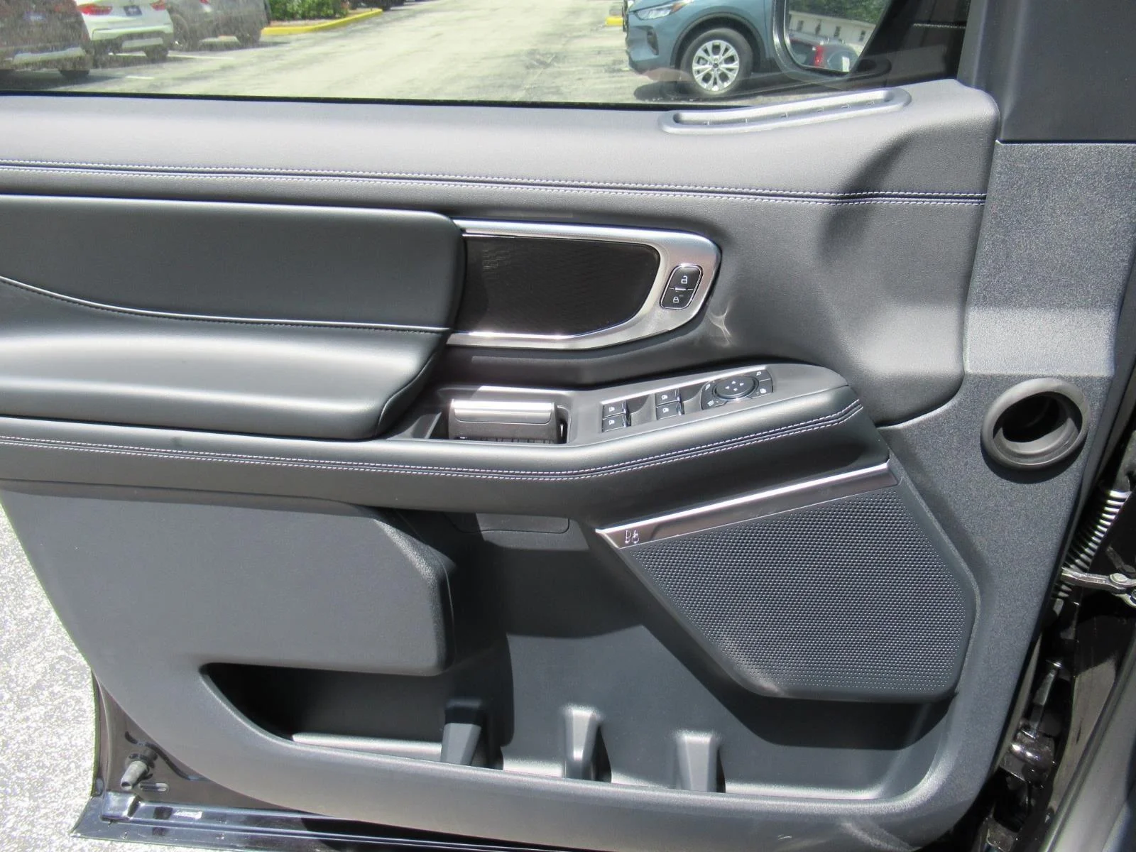 New 2026 Agate Black Metallic Ford Platinum® image 21