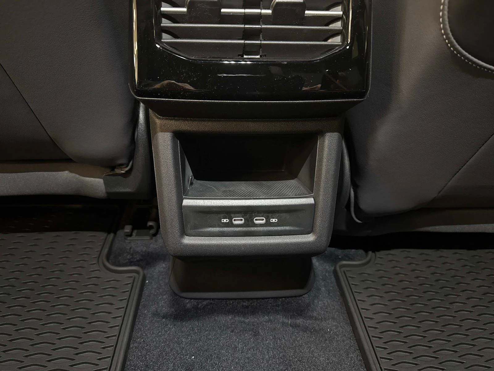 New 2026 opal white pearl Volkswagen Pro image 16