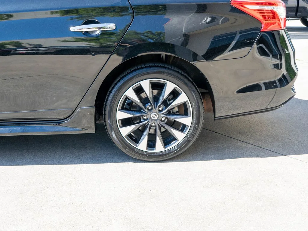 Used 2019 Black Nissan SR image 29