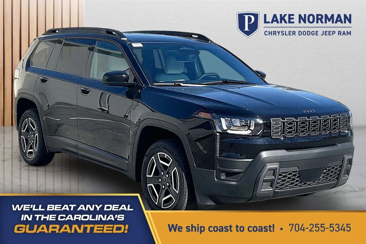 New 2026 Diamond Black Crystal Pearl-Coat Exterior Paint Jeep Limited image 1