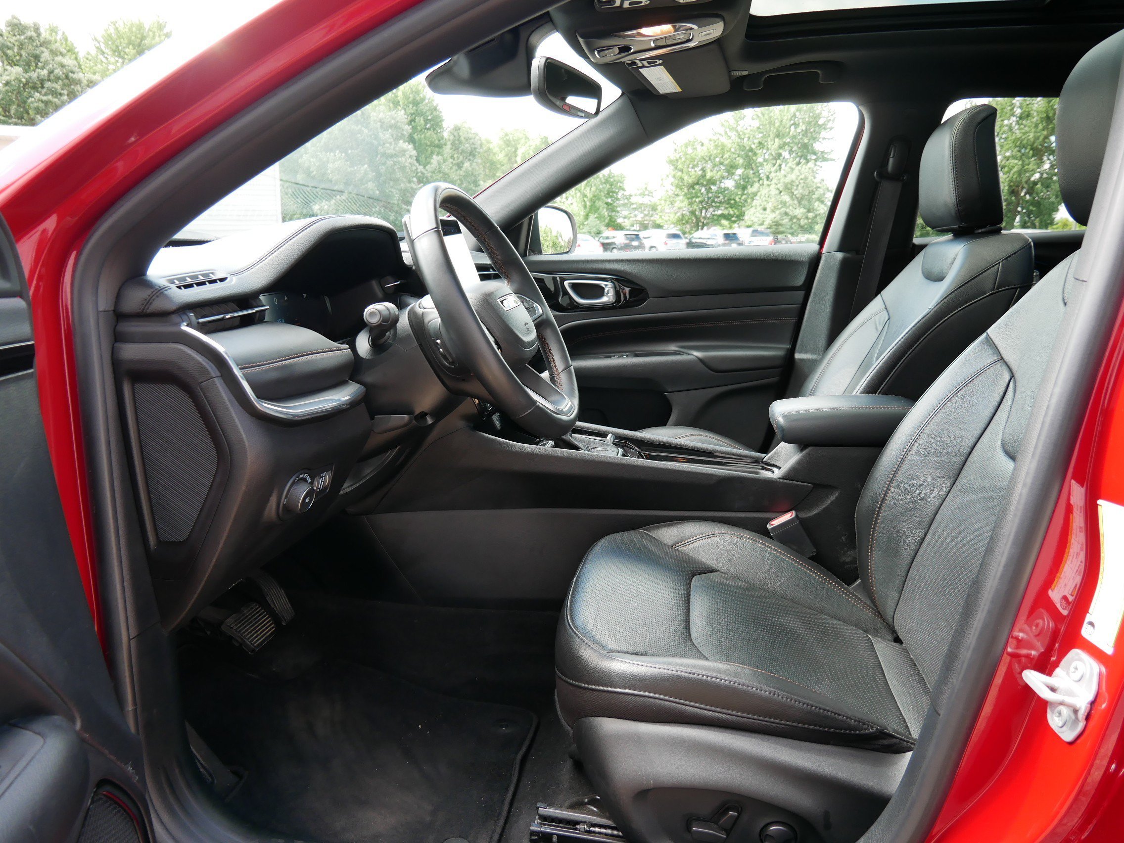 Used 2022 Redline Pearlcoat Jeep (RED) Edition image 10