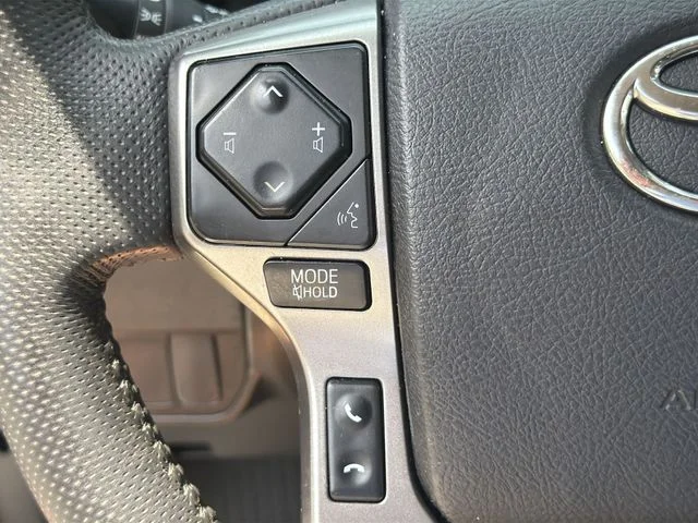 Used 2022 Black Toyota SR5 image 27