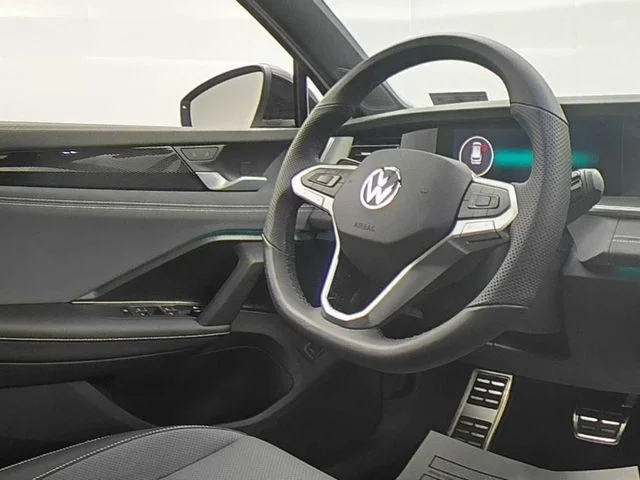 2026 Volkswagen Tiguan SE R-LINE BLACK - Photo 33