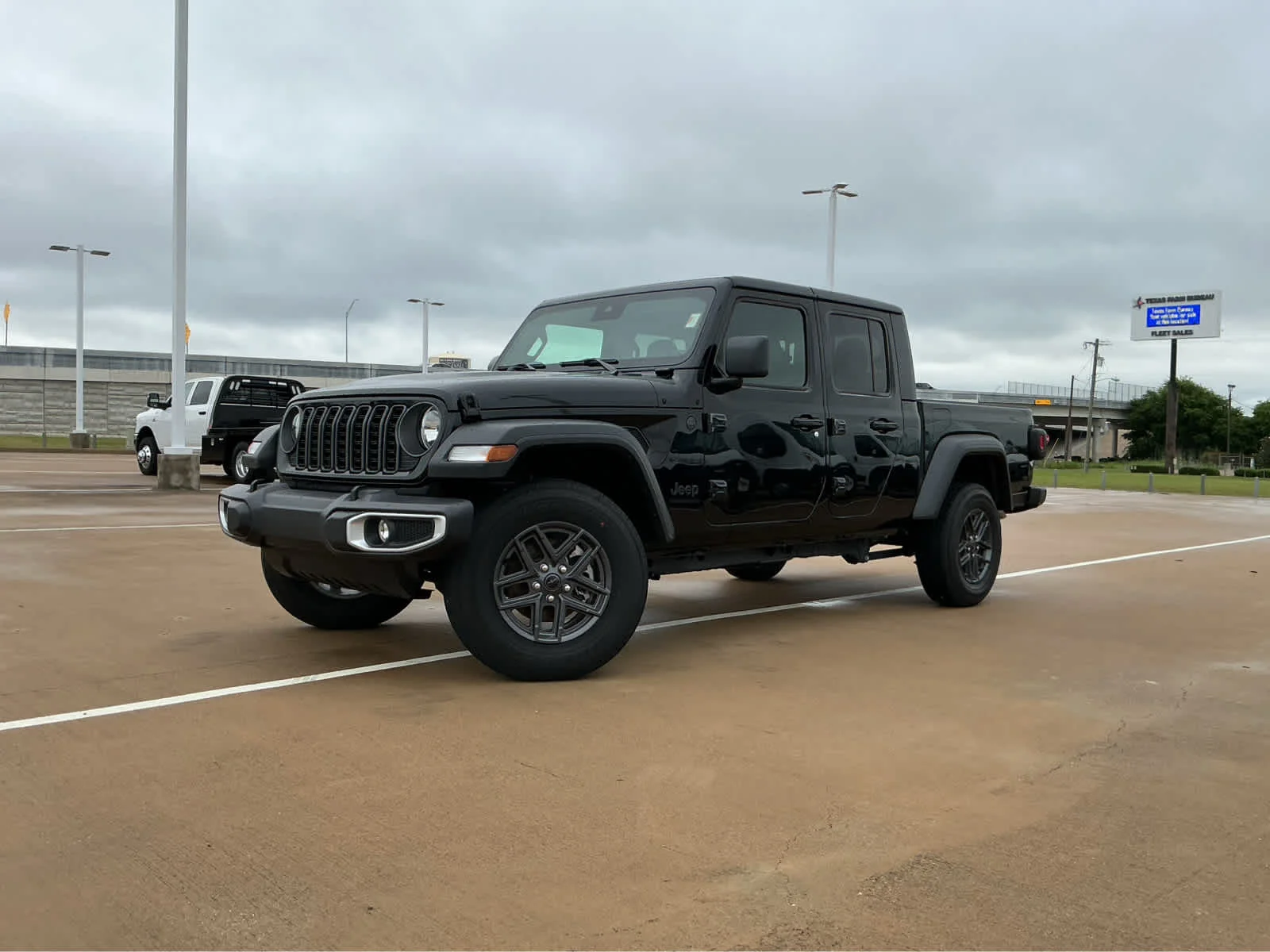 2025 Jeep Gladiator Sport S - Photo 2