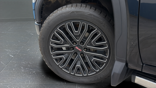 Used 2024 Onyx Black GMC Denali image 37