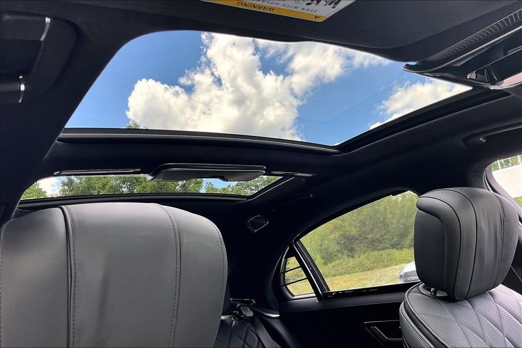 Certified Used 2022 Silver Mercedes-Benz S 580 image 17