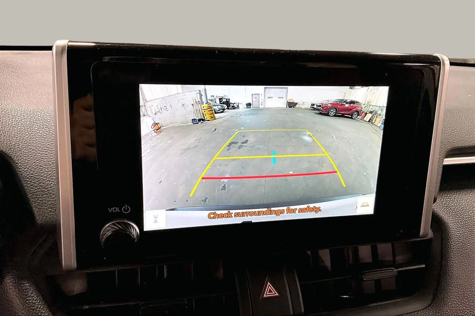 Used 2025 Ice Cap Toyota Hybrid XLE image 27