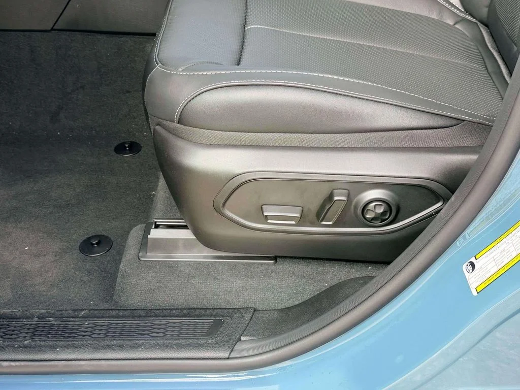 New 2026 Blue Jeep Limited Reserve image 15