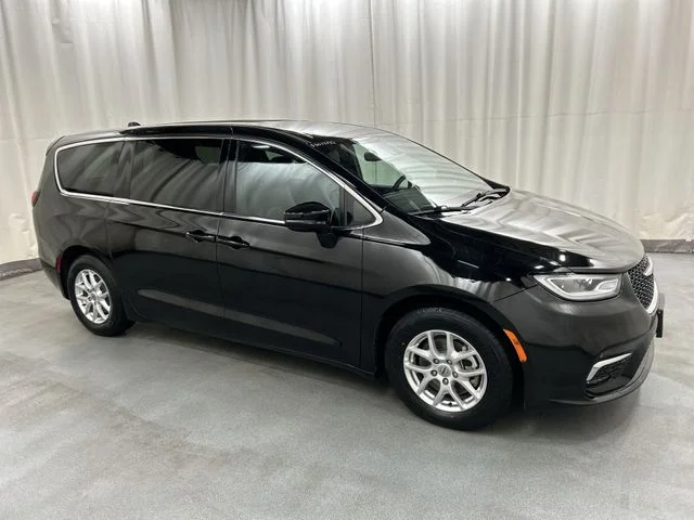 2025 Chrysler Pacifica