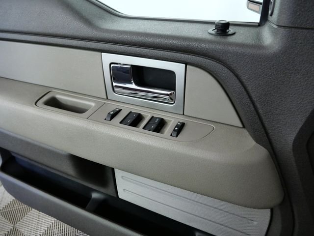 Used 2009  Ford XL image 27