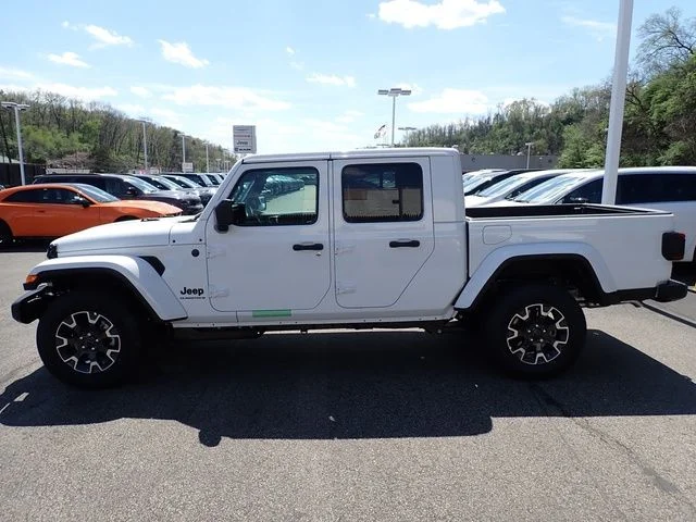 New 2026 White Jeep Sahara image 2