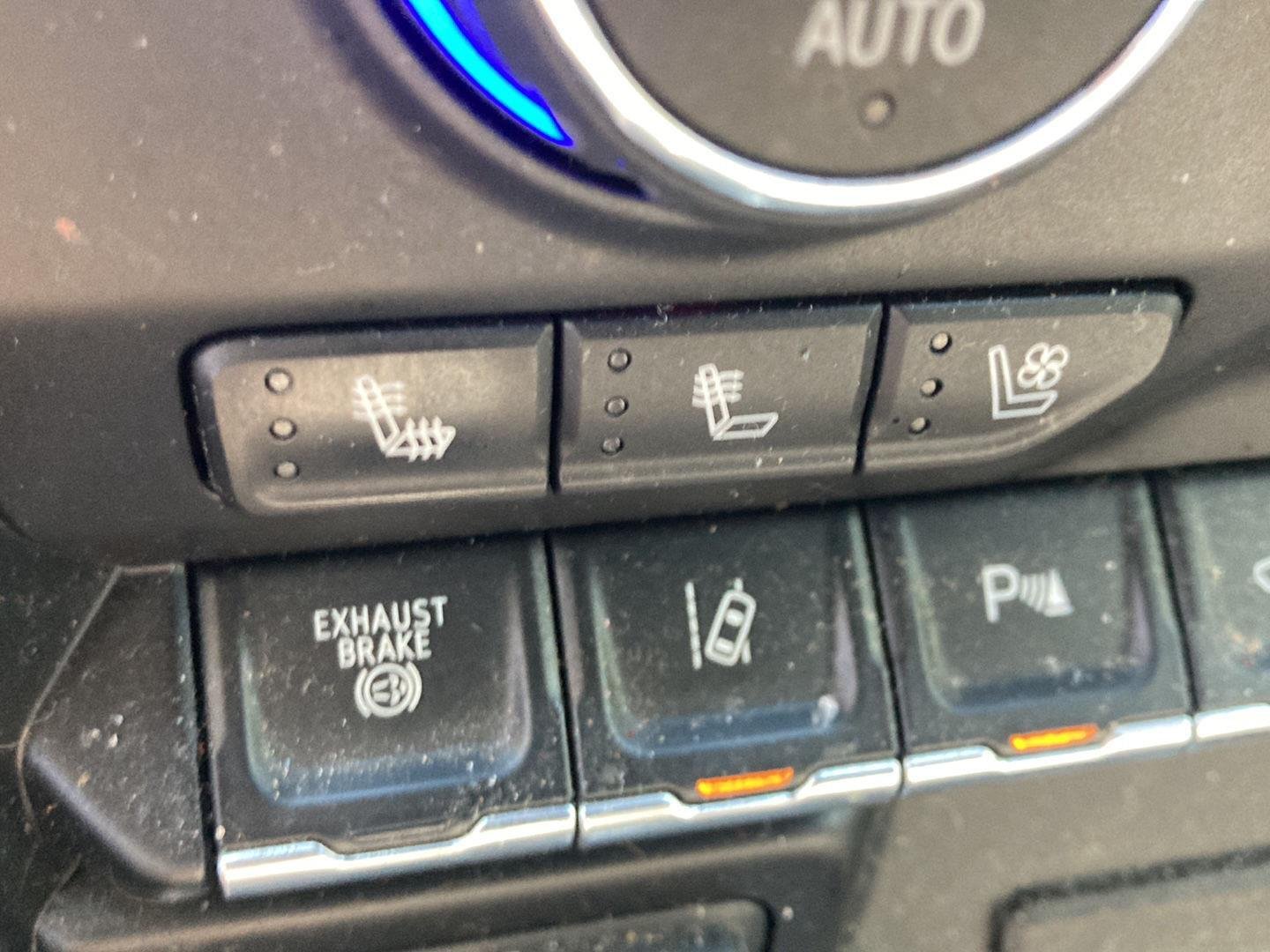 Used 2021 Summit White Chevrolet High Country image 22