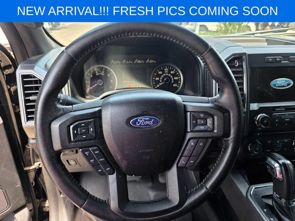 Used 2018 Black Ford XLT image 11