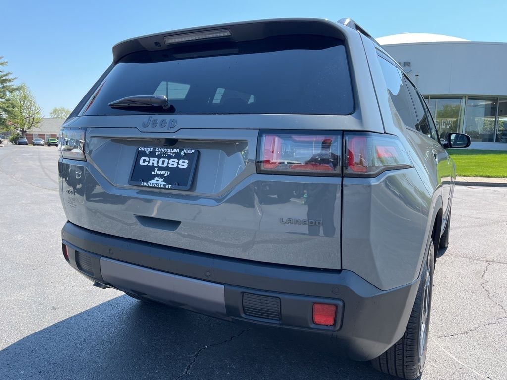 New 2026 Sting-Gray Clearcoat Jeep Laredo image 41