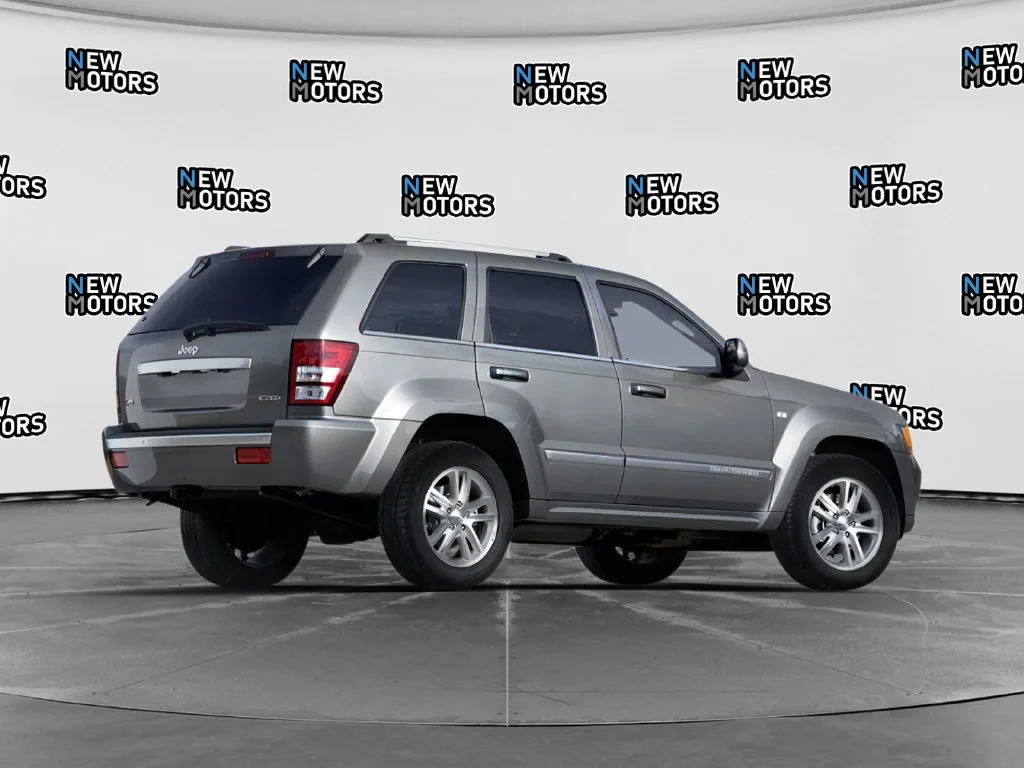 Used 2008 Red Rock Crystal Pearlcoat Jeep Limited image 3