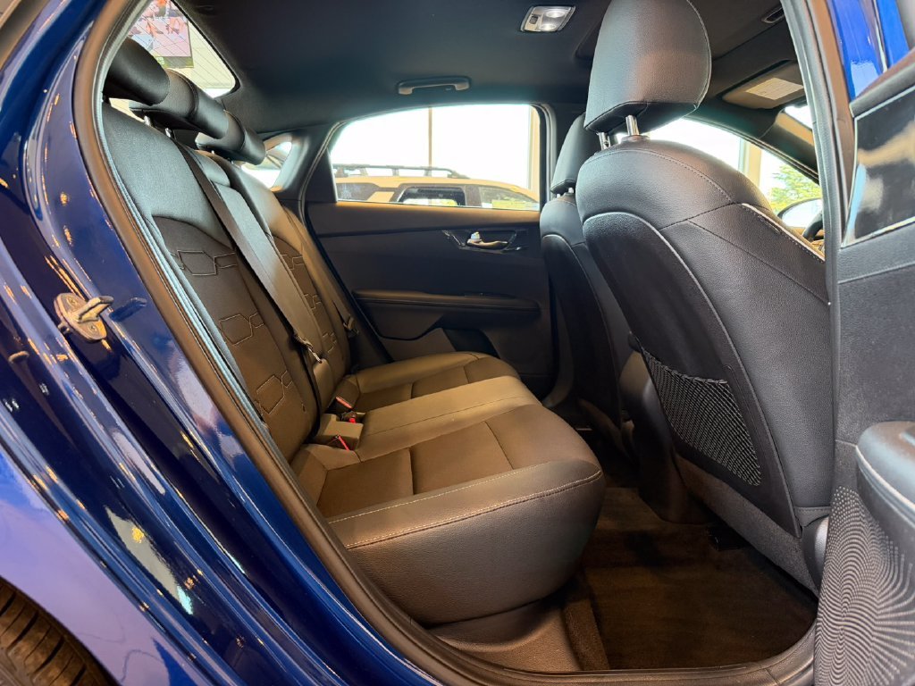 Used 2021 Deep Sea Blue Kia GT-Line image 19