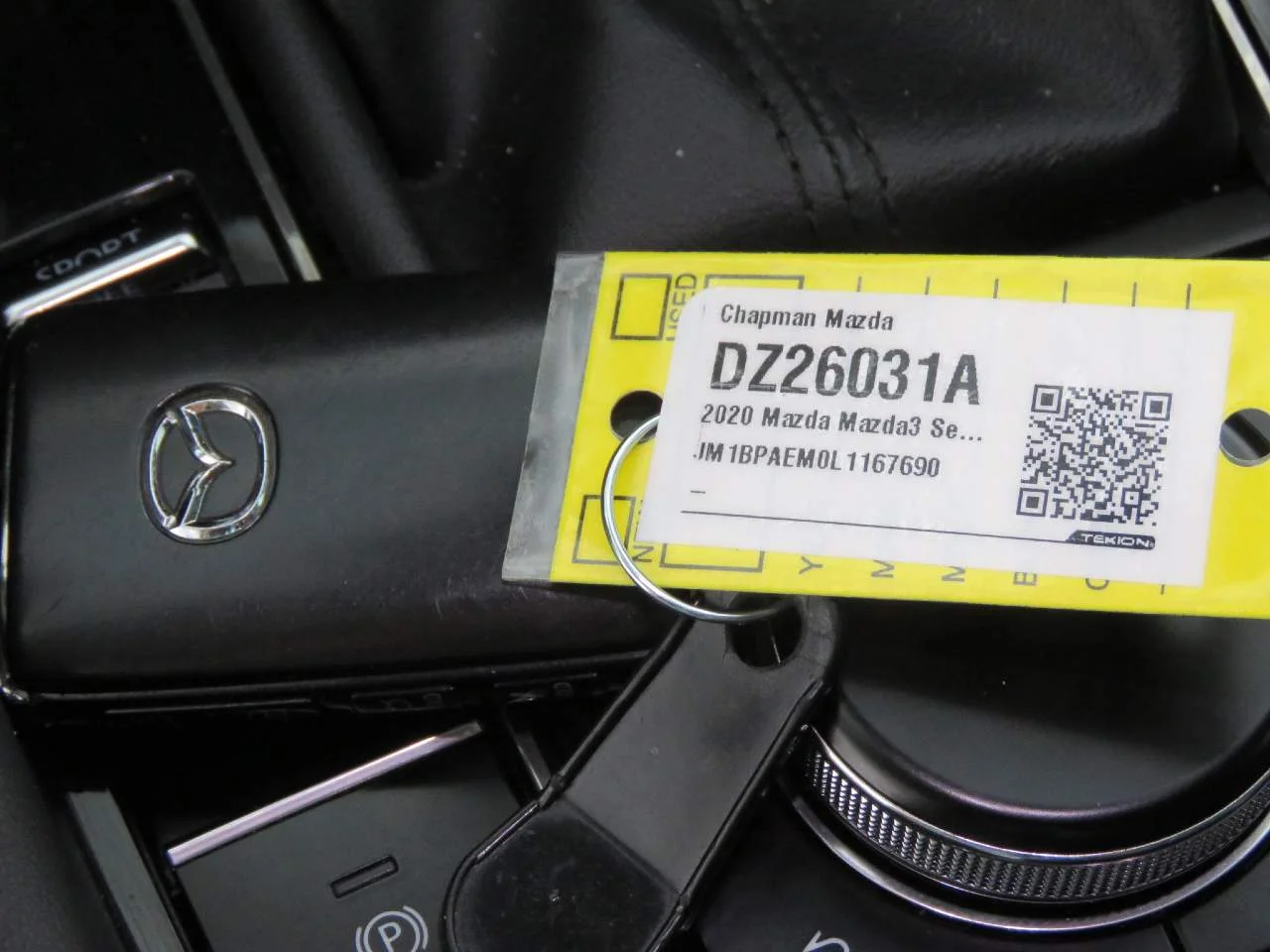 Used 2020 Snowflake White Pearl Mica Mazda Premium image 10
