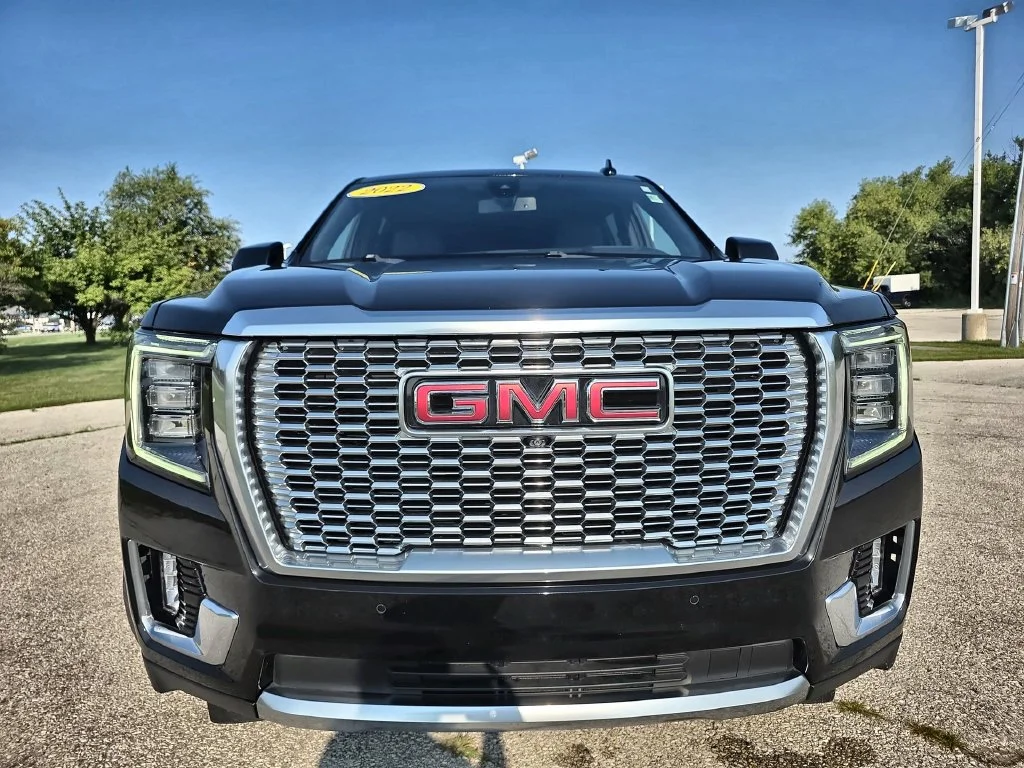 Used 2022 Onyx Black GMC Denali image 19