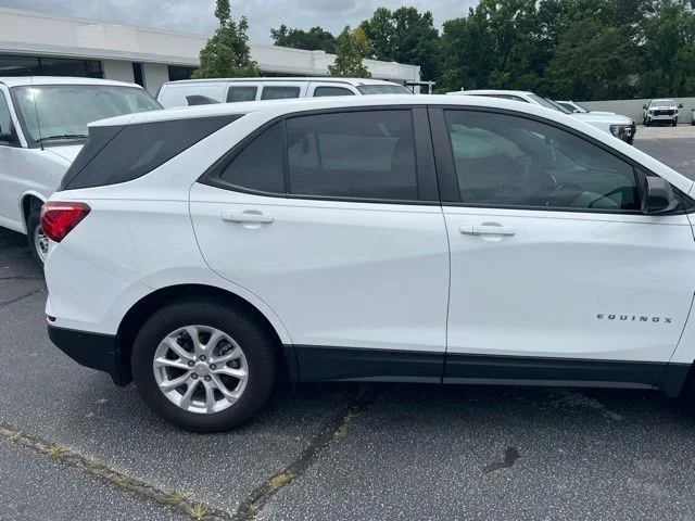 Used 2021 White Chevrolet LS image 3