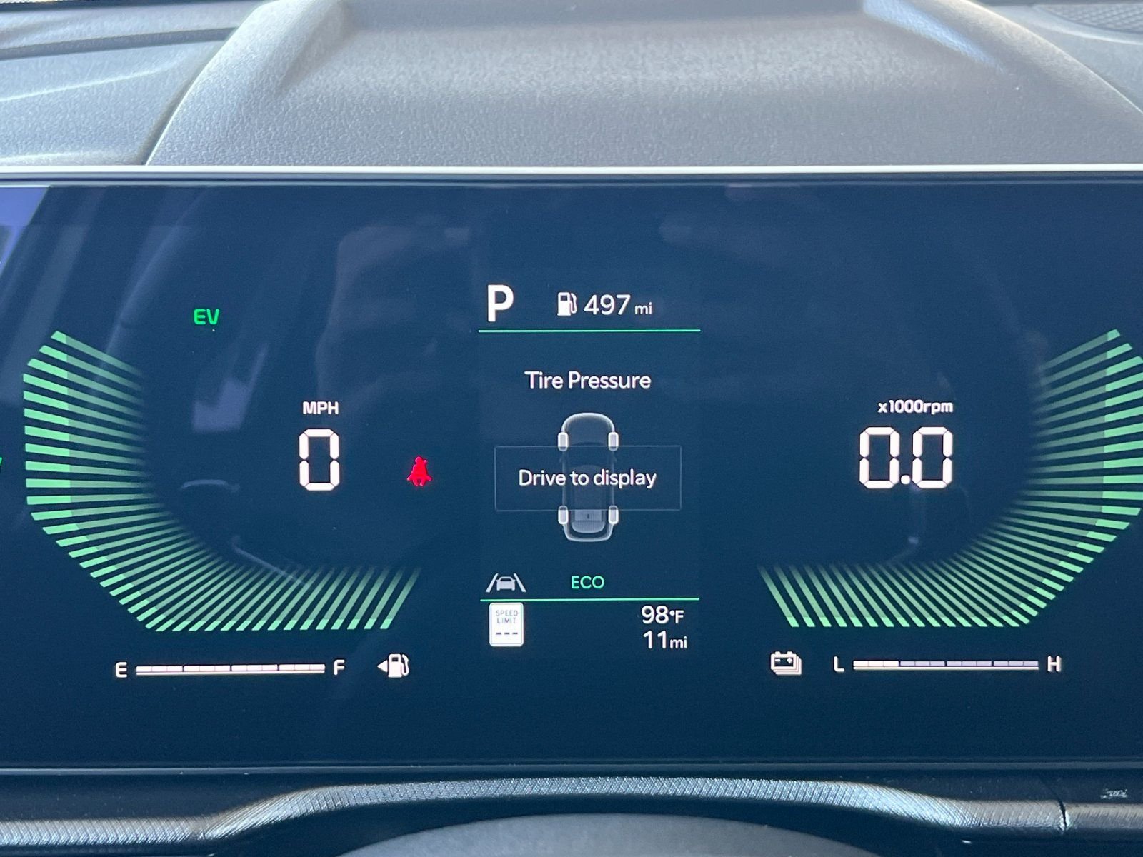 New 2026 Snow White Pearl Kia S image 28