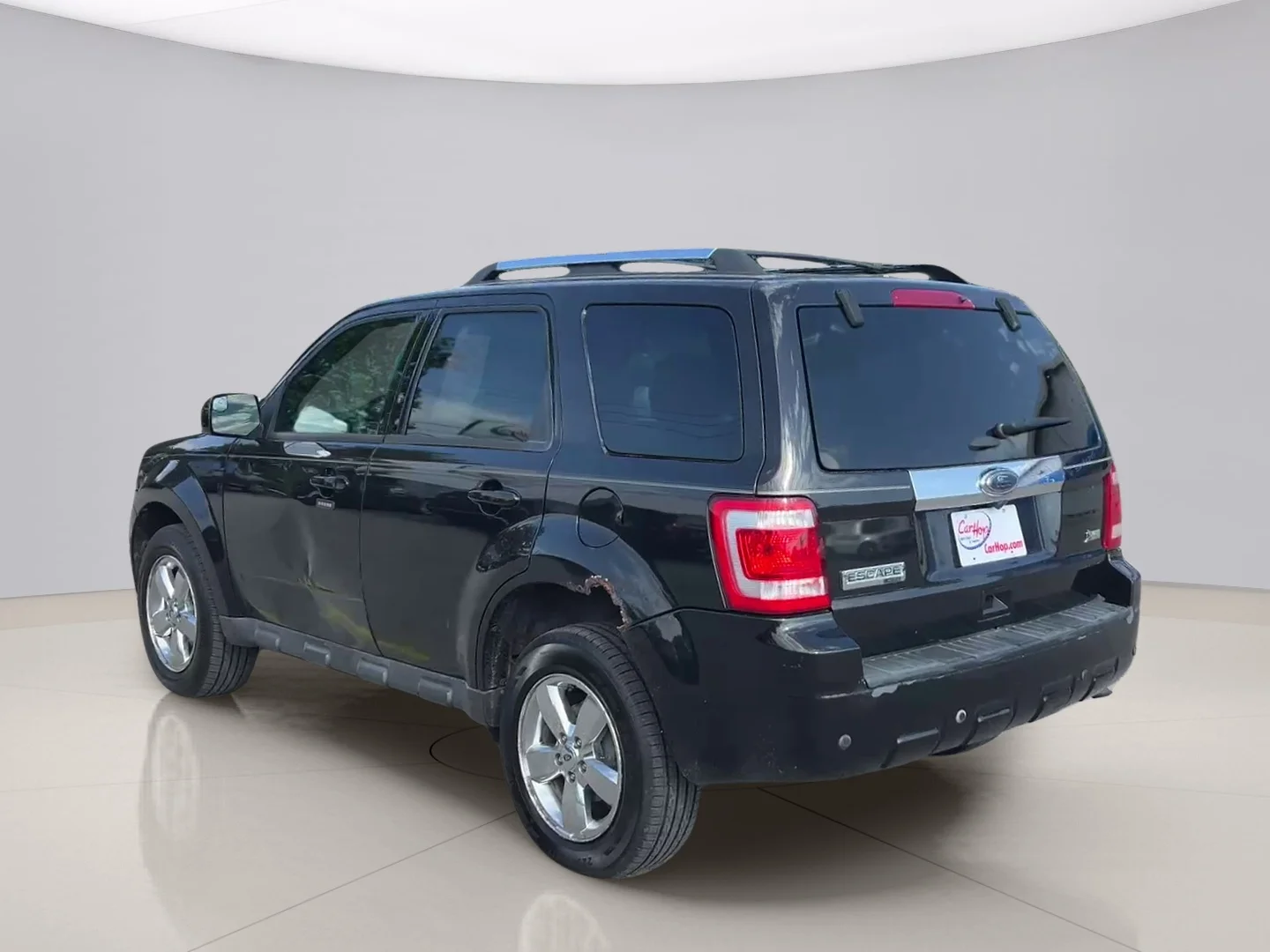 Used 2011 Black Ford LIMITED image 4