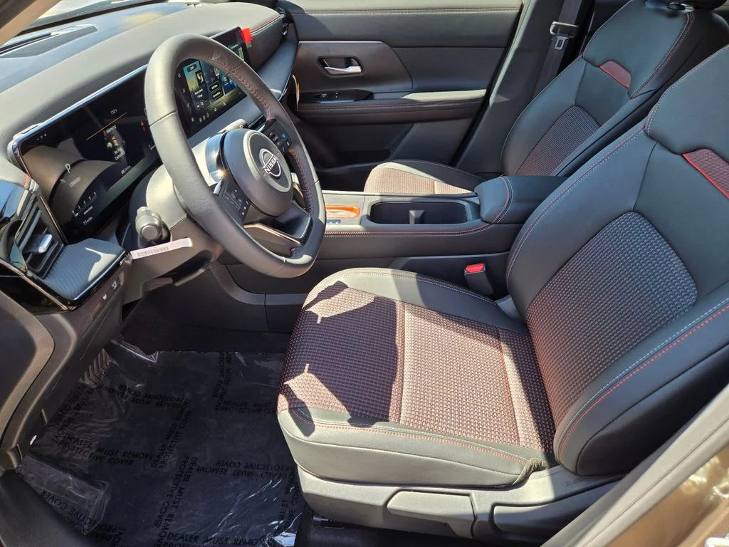 New 2026 Canyon Bronze Metallic Nissan SR image 6