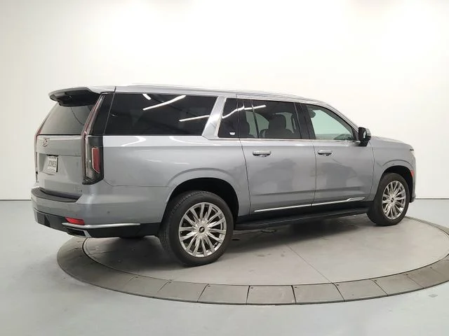 Used 2023 Silver Cadillac Premium image 7