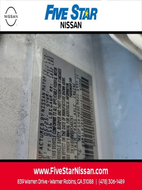 Used 2025 White Nissan S image 17