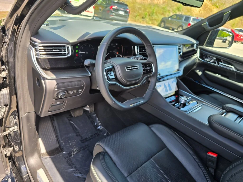 Used 2024 Black Jeep Series II image 28