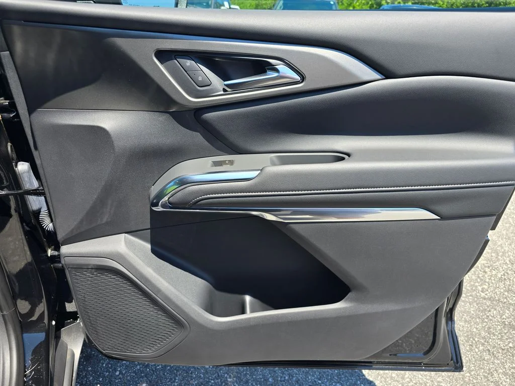 New 2026 Black Chevrolet LT image 37
