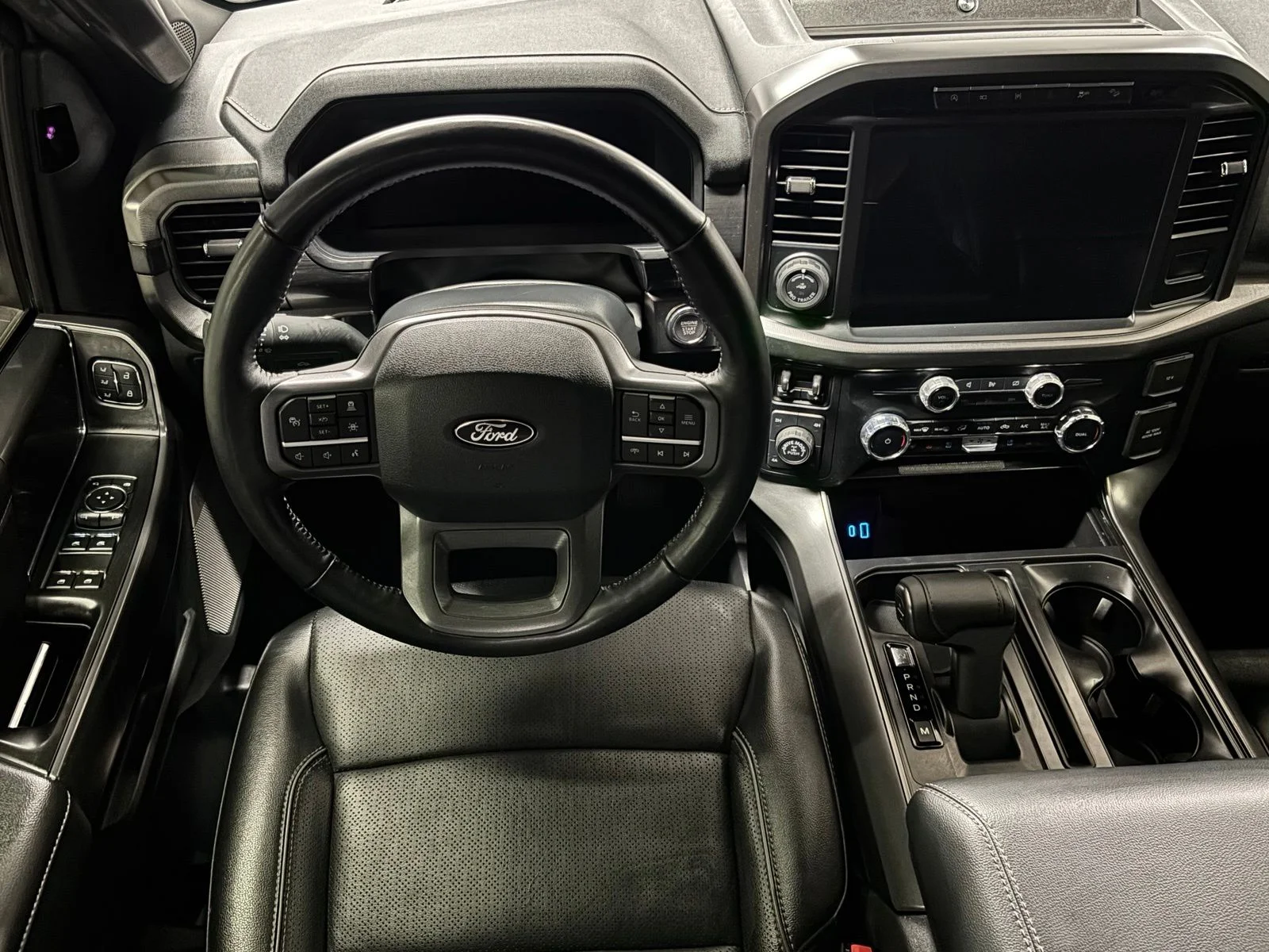Used 2024 White Ford Lariat image 12