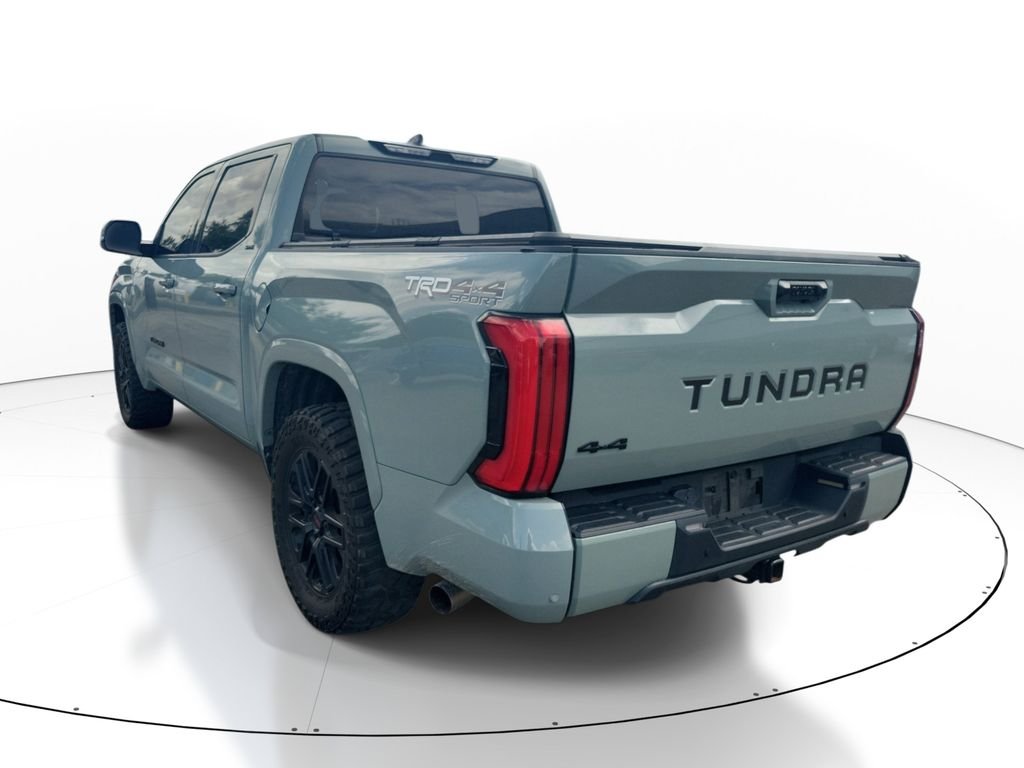 Used 2022  Toyota SR5 image 3
