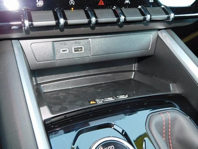 2025 Chevrolet Colorado Z71 - Photo 36