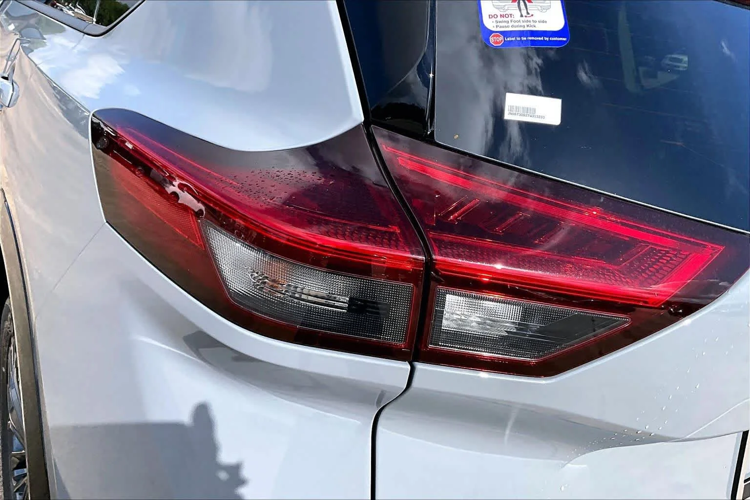 New 2026 Boulder Gray Pearl / Super Black Two-tone Nissan Platinum image 12