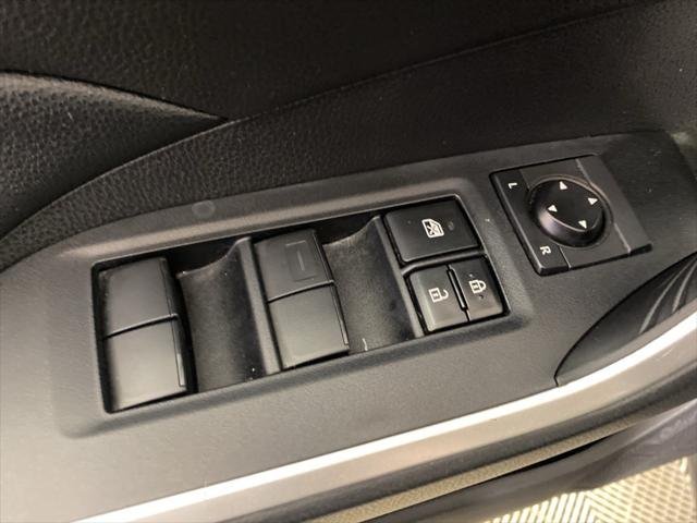 2020 Toyota RAV4 XLE - Photo 21