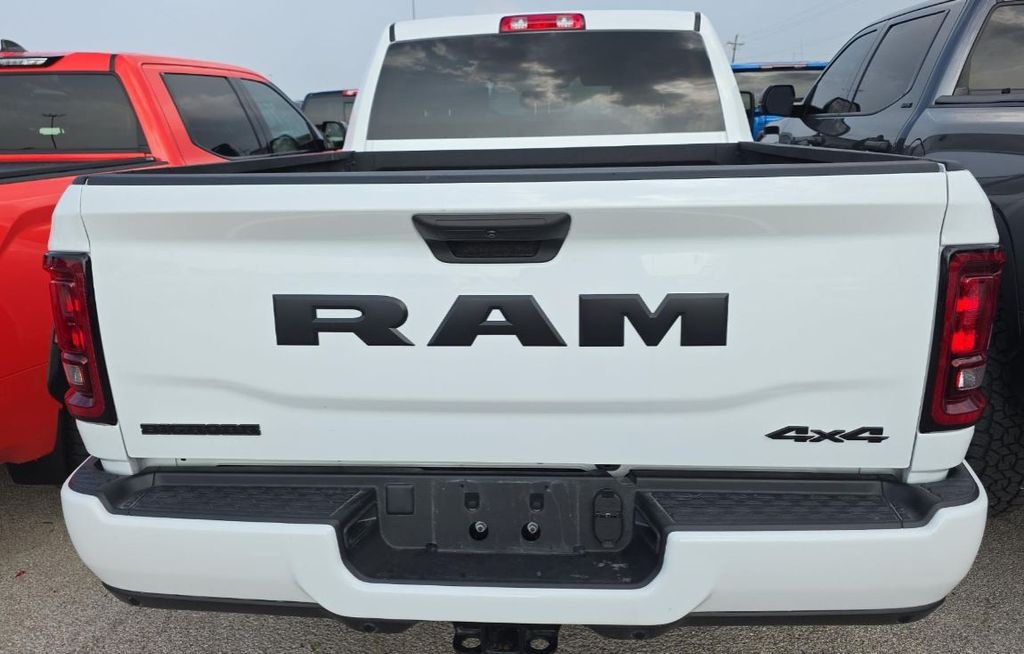 Used 2025 White Ram Big Horn image 5