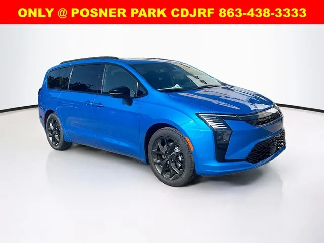 New 2027 Hydro Blue Pearl-Coat Exterior Paint Chrysler Limited image 3
